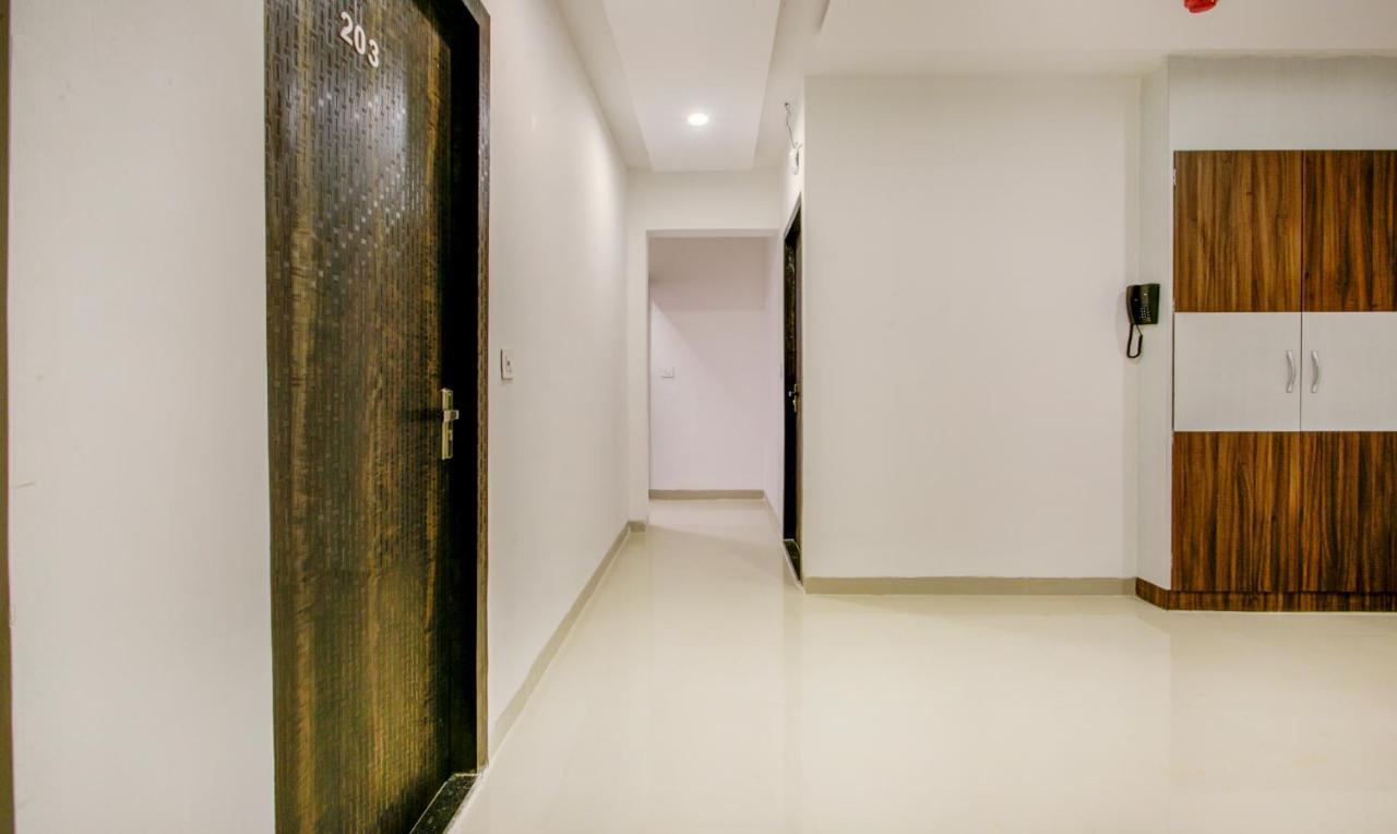 Treebo Kings Inn Vashi Navi Mumbai Buitenkant foto