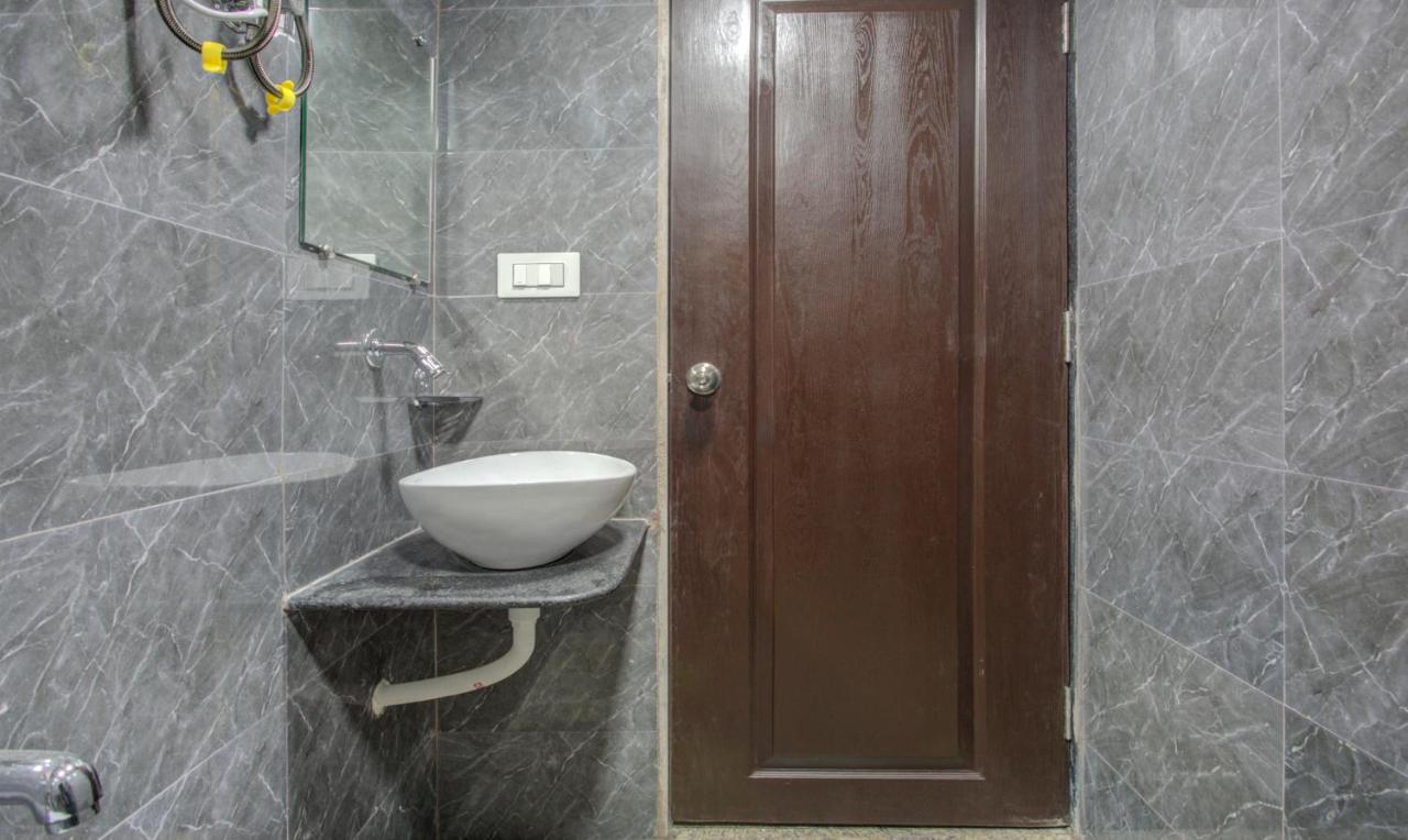 Treebo Kings Inn Vashi Navi Mumbai Buitenkant foto